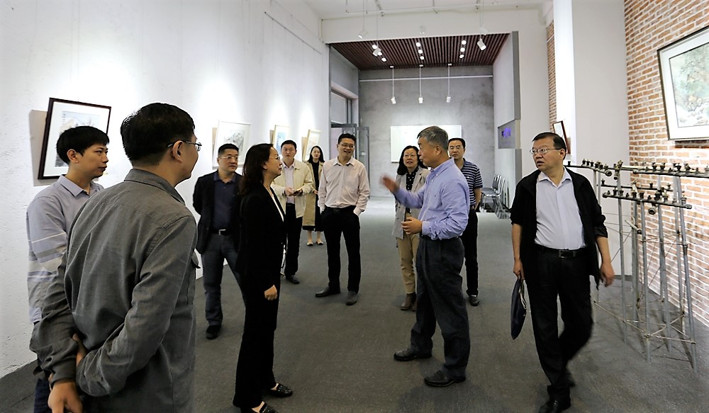 青海省廣播電影電視局局長申紅興一行調研山影集團 青海省廣播電影電視局局長申紅興一行調研山影集團