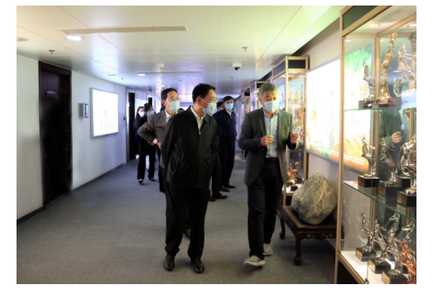 省委常委、宣傳部部長(zhǎng)白玉剛一行到山東影視傳媒集團(tuán)調(diào)研