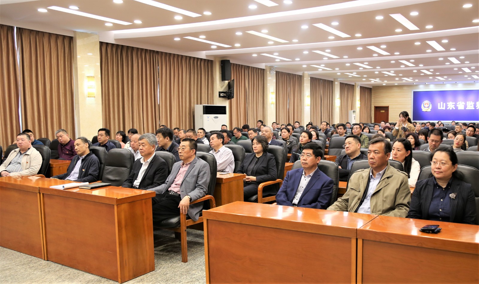 山影集團(tuán)開展警示教育活動