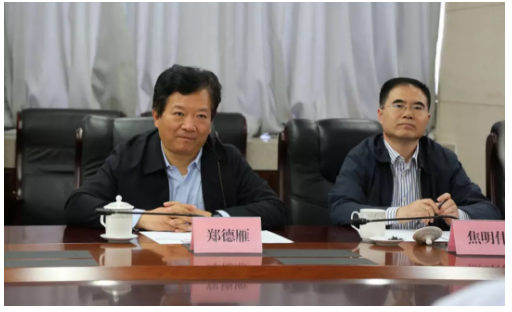 青島市北區(qū)區(qū)委書記鄭德雁一行到山東影視傳媒集團(tuán)調(diào)研