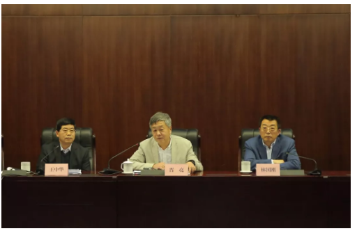 山東影視傳媒集團(tuán)2017年度總結(jié)大會(huì)順利召開(kāi)